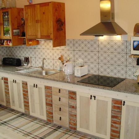 Privat Henry Bed & Breakfast Liptovsky Mikulas Bagian luar foto