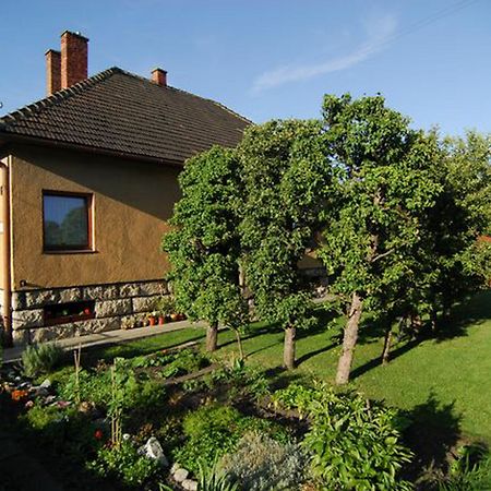 Privat Henry Bed & Breakfast Liptovsky Mikulas Bagian luar foto