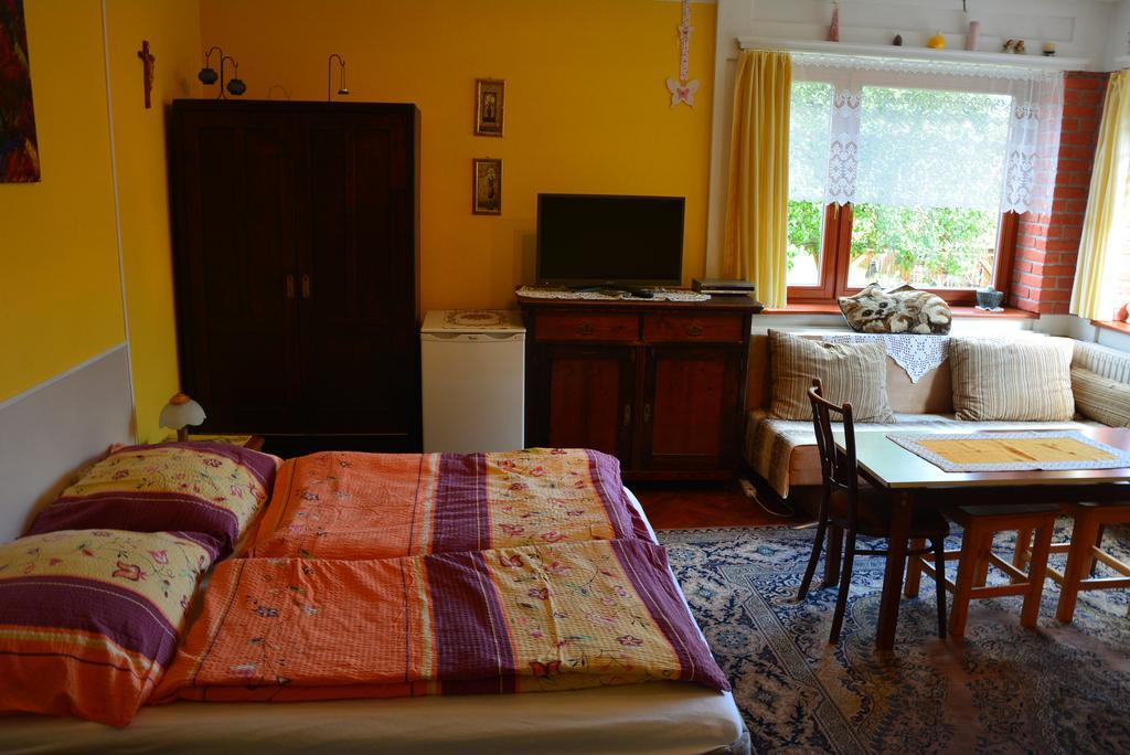 Privat Henry Bed & Breakfast Liptovsky Mikulas Bagian luar foto