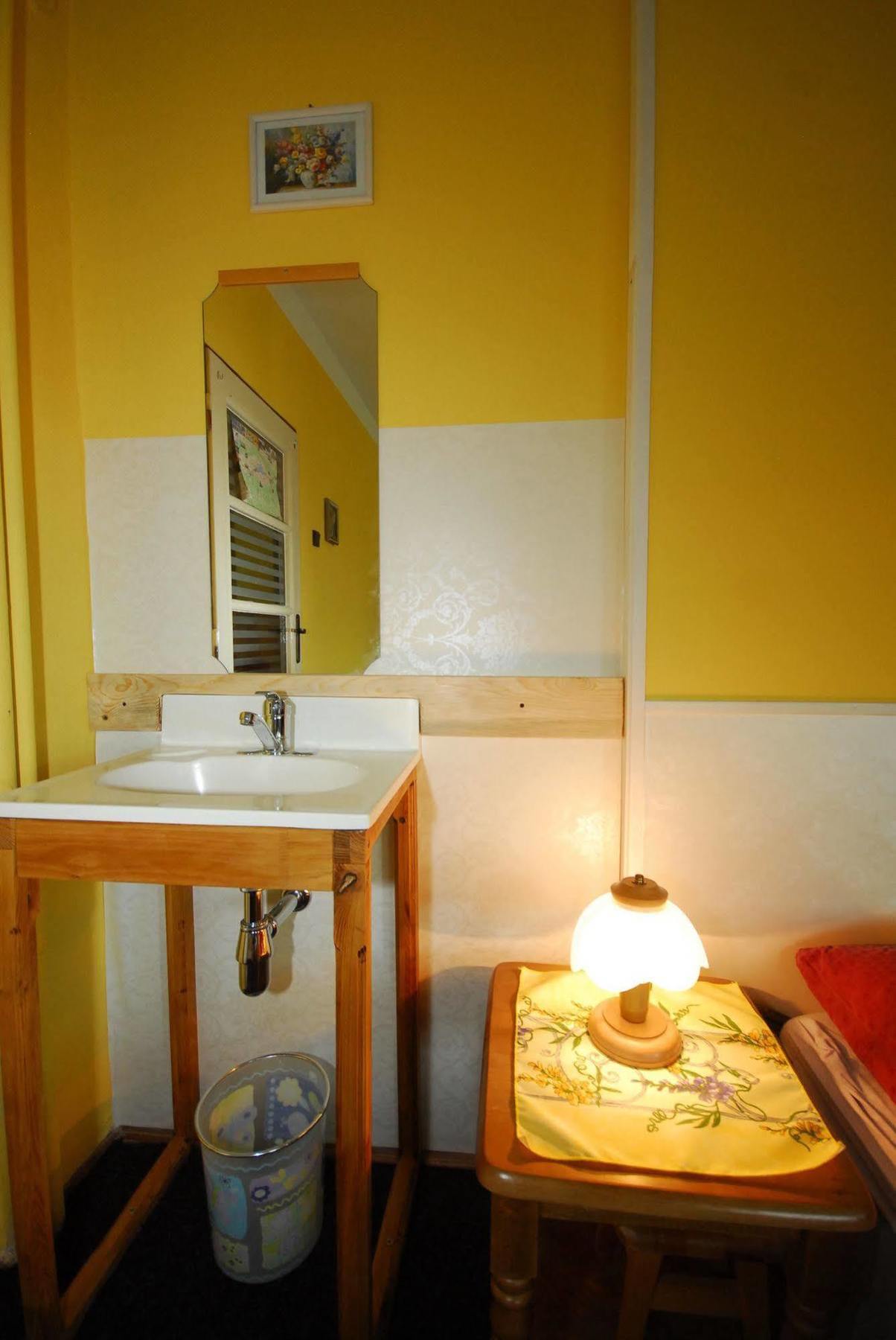 Privat Henry Bed & Breakfast Liptovsky Mikulas Bagian luar foto
