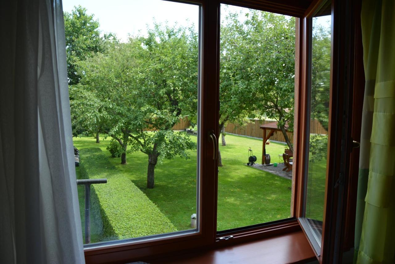 Privat Henry Bed & Breakfast Liptovsky Mikulas Bagian luar foto